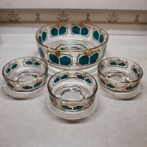 Vintage Jeannette Glass Dessert Fruit Berry Bowl Set